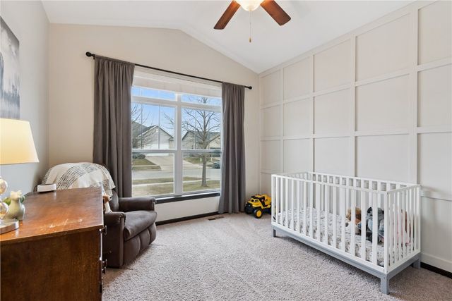 223 Windflower, Solon, IA 52333