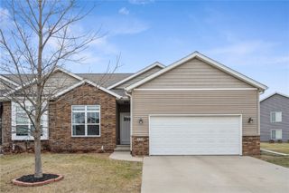 223 Windflower, Solon, IA 52333