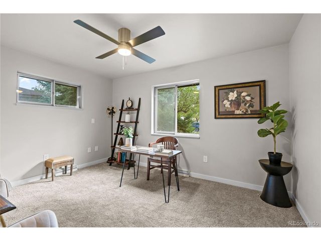 442 Titan Ct, Aurora, CO 80011