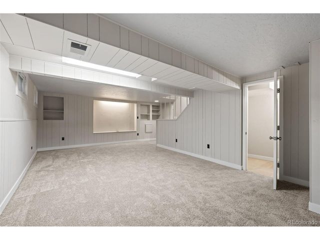 442 Titan Ct, Aurora, CO 80011