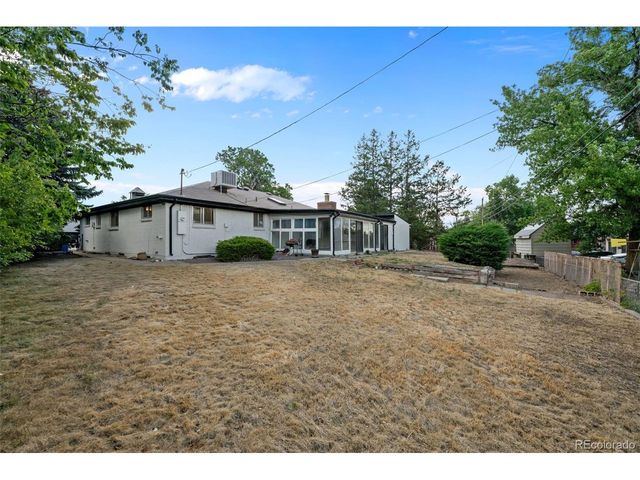 442 Titan Ct, Aurora, CO 80011
