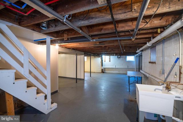 422 MARTIN TER, State College, PA 16803