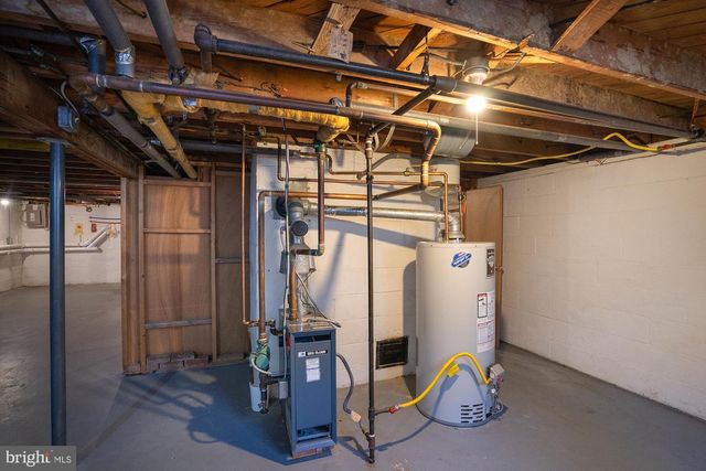 422 MARTIN TER, State College, PA 16803