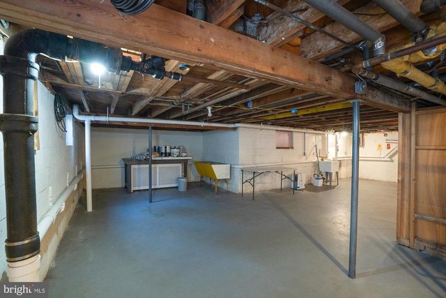 422 MARTIN TER, State College, PA 16803