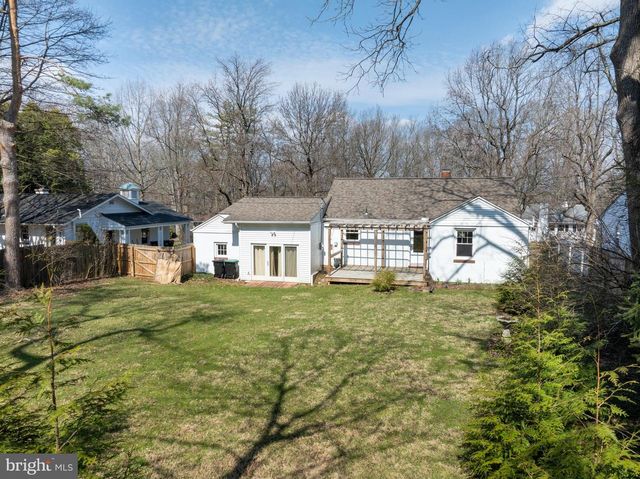 422 MARTIN TER, State College, PA 16803