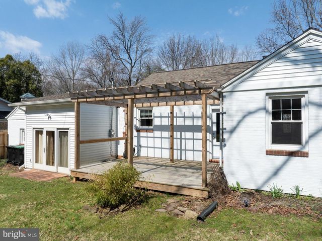 422 MARTIN TER, State College, PA 16803