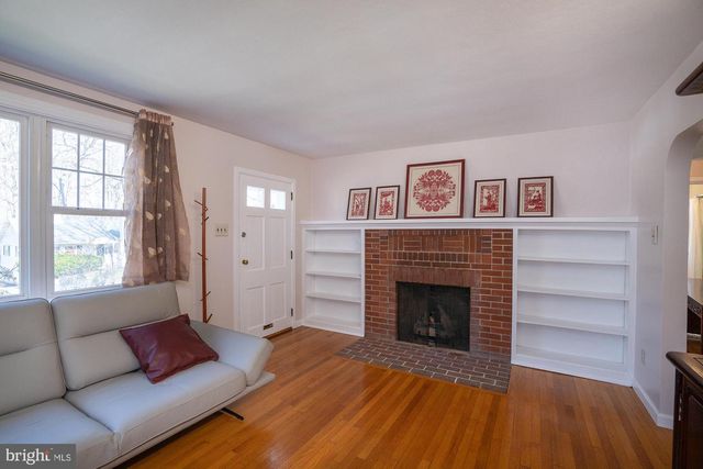 422 MARTIN TER, State College, PA 16803