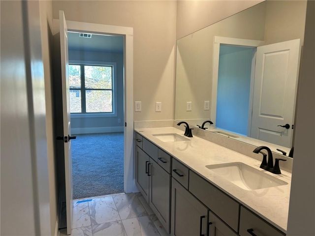 4015 Sierra Vista Circle, Cumming, GA 30040