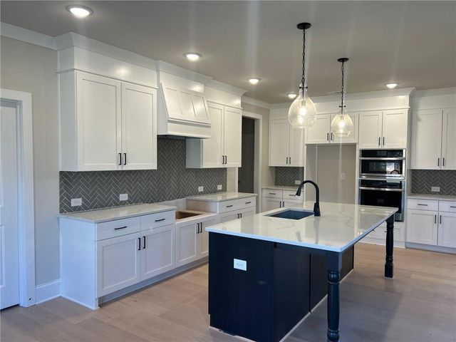 4015 Sierra Vista Circle, Cumming, GA 30040