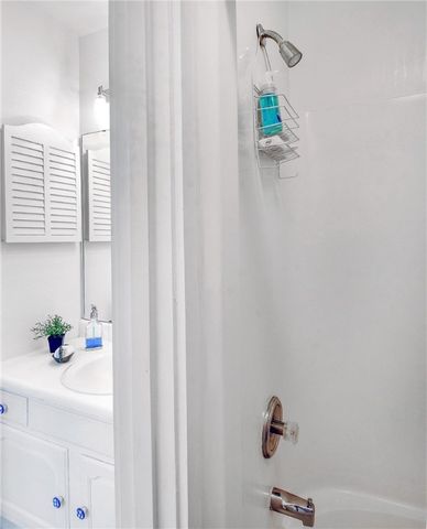 668 N Golf Villas North Golf Villas Rd Road, St Simons Island, GA 31522