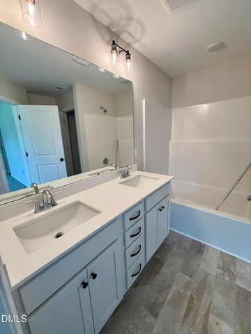 19 N Movado Trail, Kenly, NC 27542