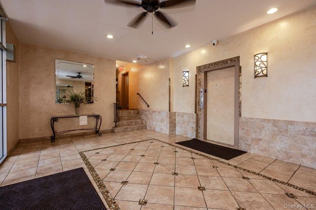 210 E Broadway 4D, Long Beach, NY 11561