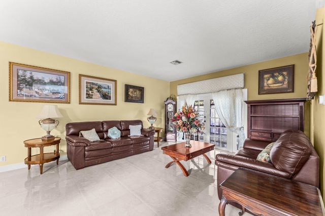 6220 Kelty Way, Lake Worth, FL 33467