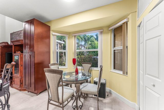 6220 Kelty Way, Lake Worth, FL 33467