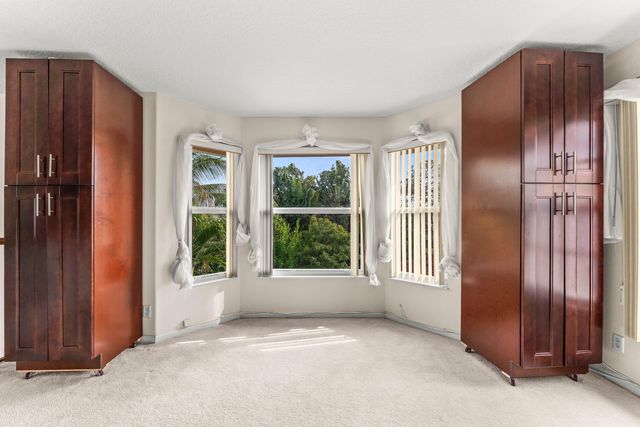 6220 Kelty Way, Lake Worth, FL 33467