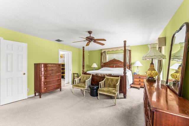 6220 Kelty Way, Lake Worth, FL 33467