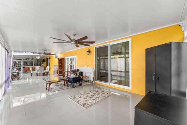 6220 Kelty Way, Lake Worth, FL 33467