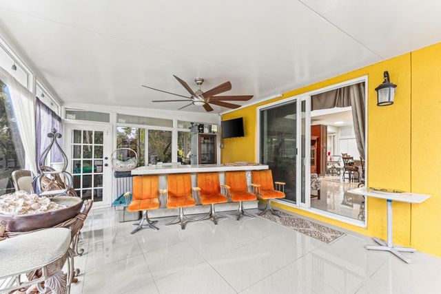 6220 Kelty Way, Lake Worth, FL 33467