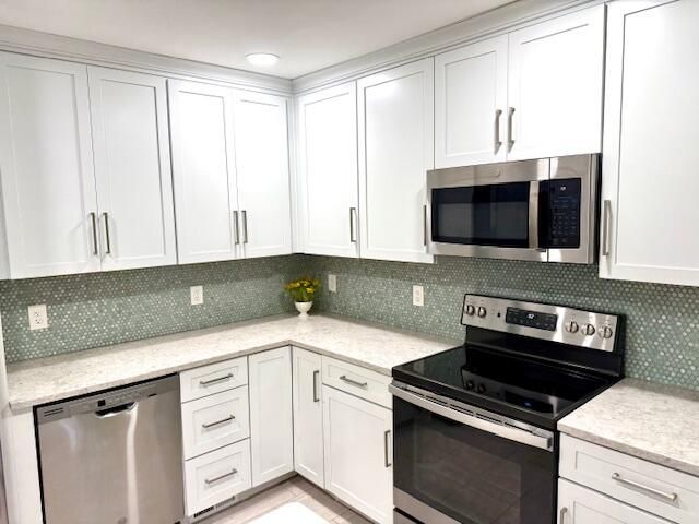 46250 Bloomcrest Drive, Northville Twp, MI 48167