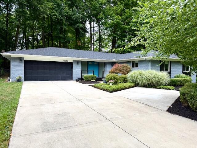 46250 Bloomcrest Drive, Northville Twp, MI 48167