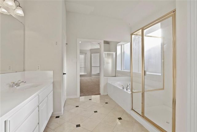 1313 Bradbury Drive, Carrollton, TX 75007