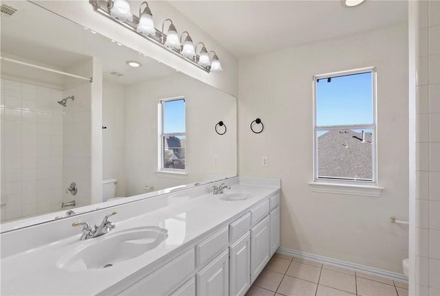 1313 Bradbury Drive, Carrollton, TX 75007