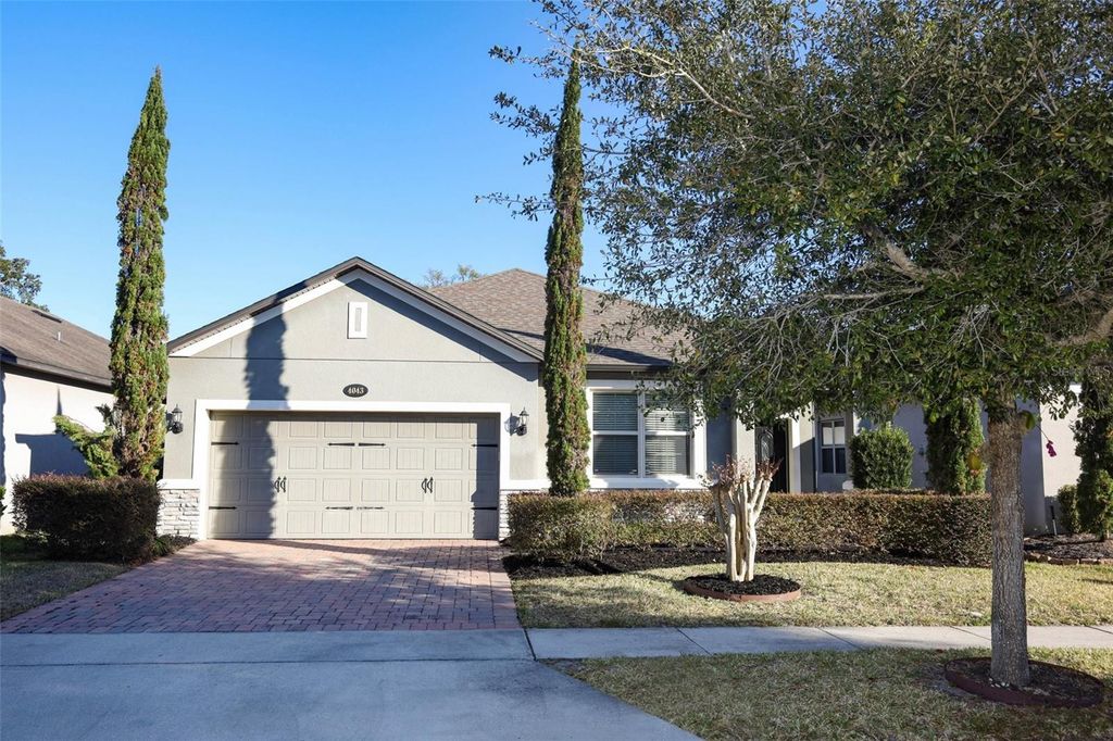 Image 1 of property listing at 4043 LAKE BOSSE VIEW DRIVE, Orlando, FL 32810