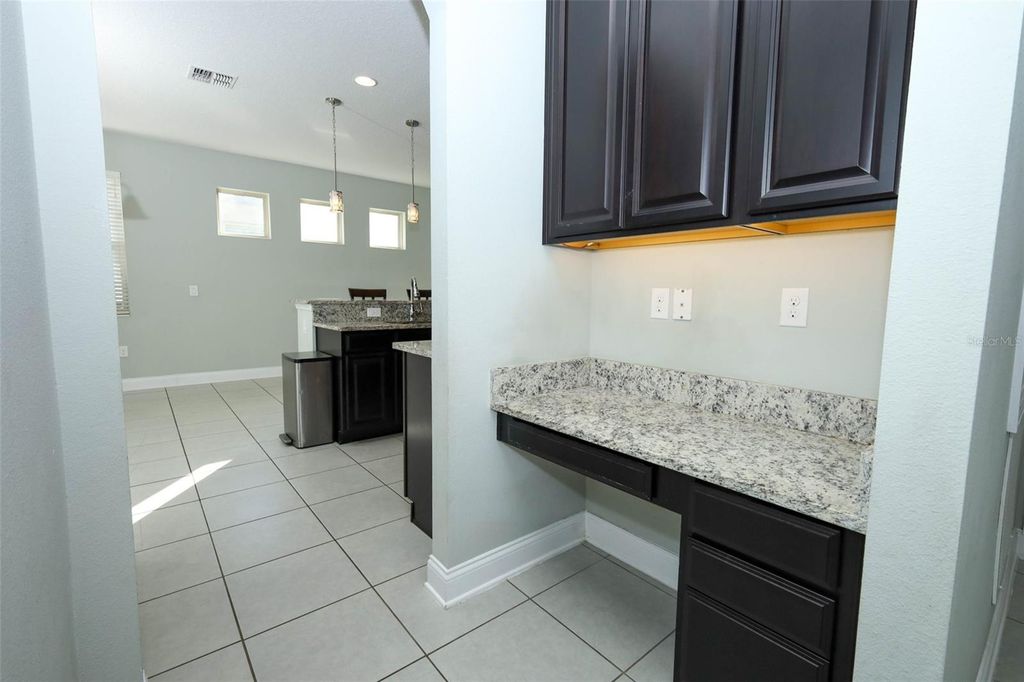 Image 12 of property listing at 4043 LAKE BOSSE VIEW DRIVE, Orlando, FL 32810