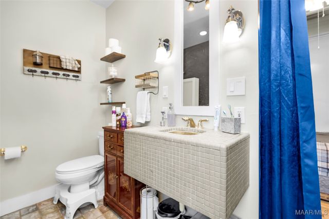 3640 NARROW LANE Road, Montgomery, AL 36111