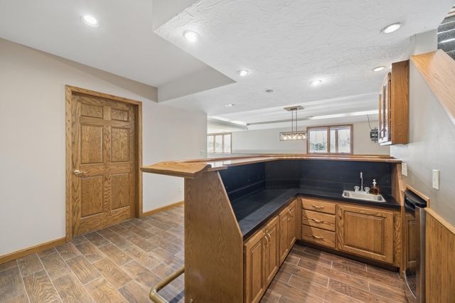 11020 181st Street W, Lakeville, MN 55044