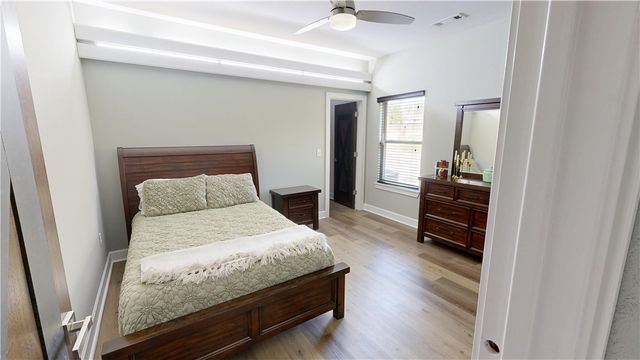 508 Candlelight Circle, Elm Springs, AR 72762