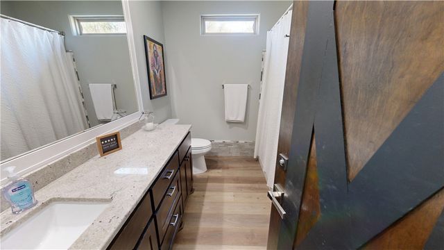 508 Candlelight Circle, Elm Springs, AR 72762