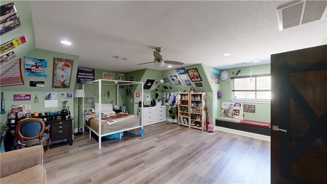 508 Candlelight Circle, Elm Springs, AR 72762