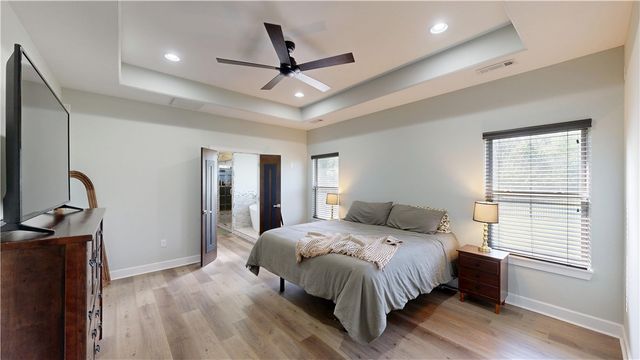 508 Candlelight Circle, Elm Springs, AR 72762