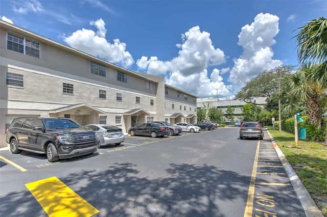 14454 REUTER STRASSE CIRCLE 712, Tampa, FL 33613