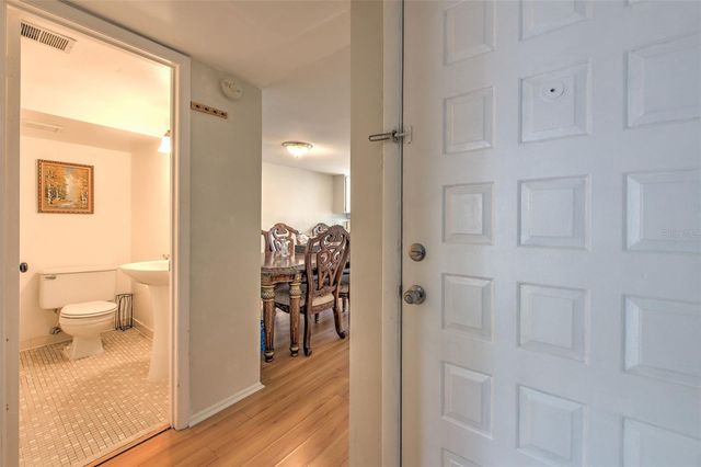 14454 REUTER STRASSE CIRCLE 712, Tampa, FL 33613