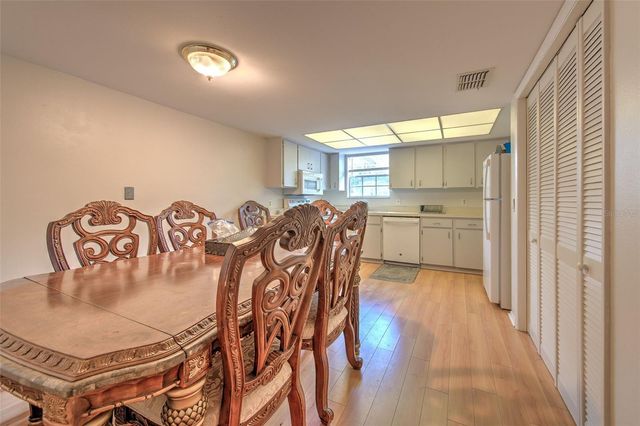 14454 REUTER STRASSE CIRCLE 712, Tampa, FL 33613