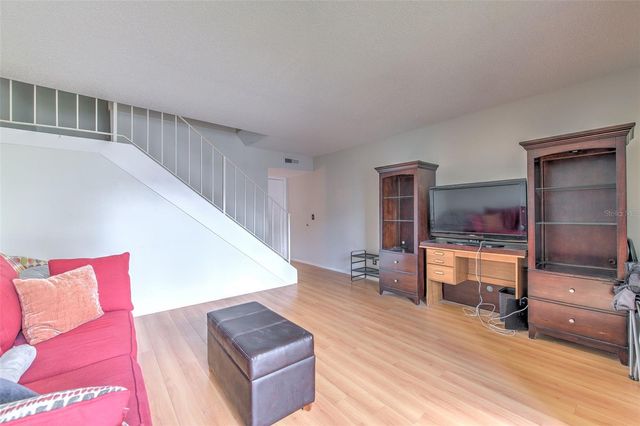 14454 REUTER STRASSE CIRCLE 712, Tampa, FL 33613