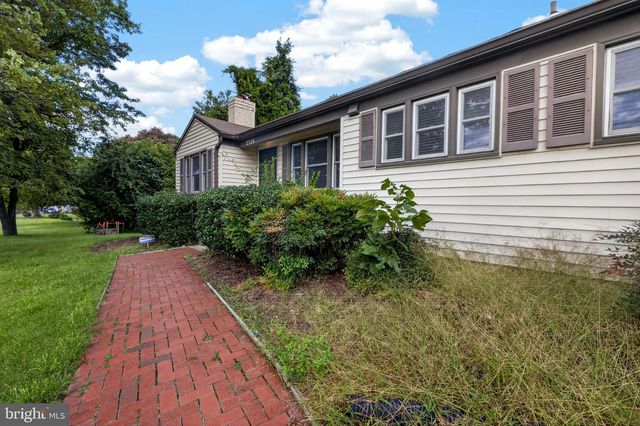 2326 FAIRLAND RD, Silver Spring, MD 20904