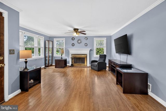2326 FAIRLAND RD, Silver Spring, MD 20904