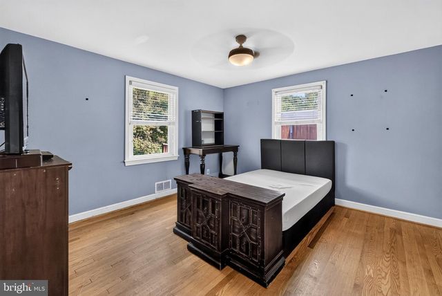 2326 FAIRLAND RD, Silver Spring, MD 20904