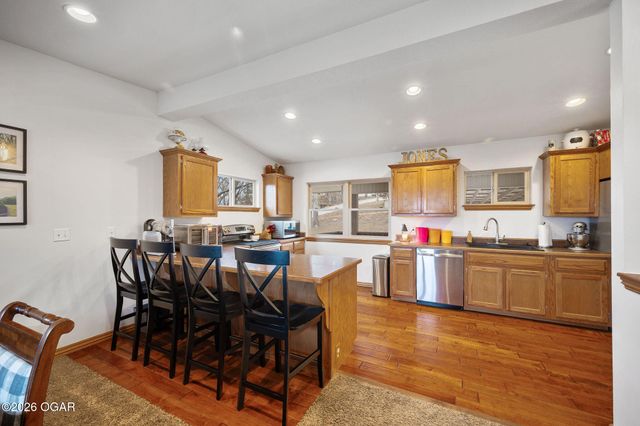 1904 Cherry Street, Seneca, MO 64865