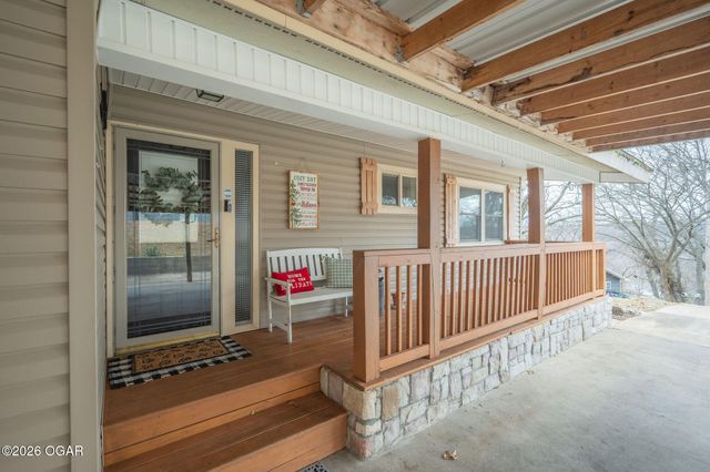 1904 Cherry Street, Seneca, MO 64865