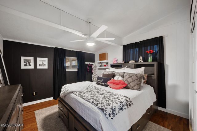 1904 Cherry Street, Seneca, MO 64865