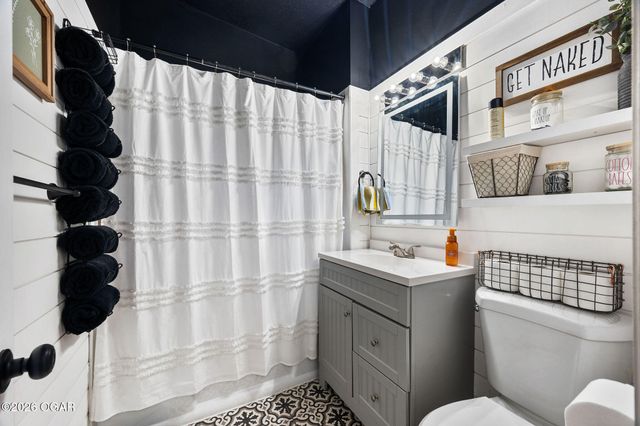 1904 Cherry Street, Seneca, MO 64865