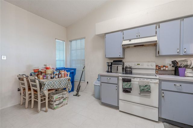 11220 CLAYRIDGE DRIVE, Tampa, FL 33635