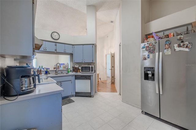 11220 CLAYRIDGE DRIVE, Tampa, FL 33635