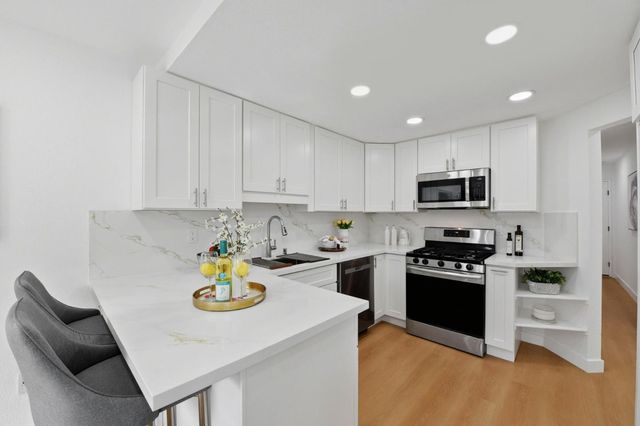 513 Glenmoor Circle, Milpitas, CA 95035