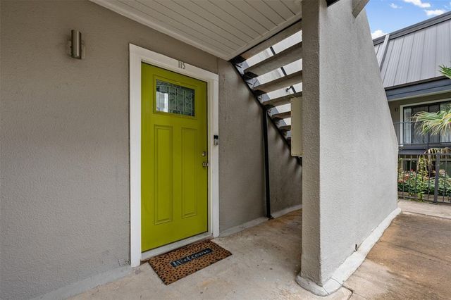 935 La Posada DR 115, Austin, TX 78752