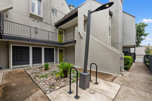 935 La Posada DR 115, Austin, TX 78752